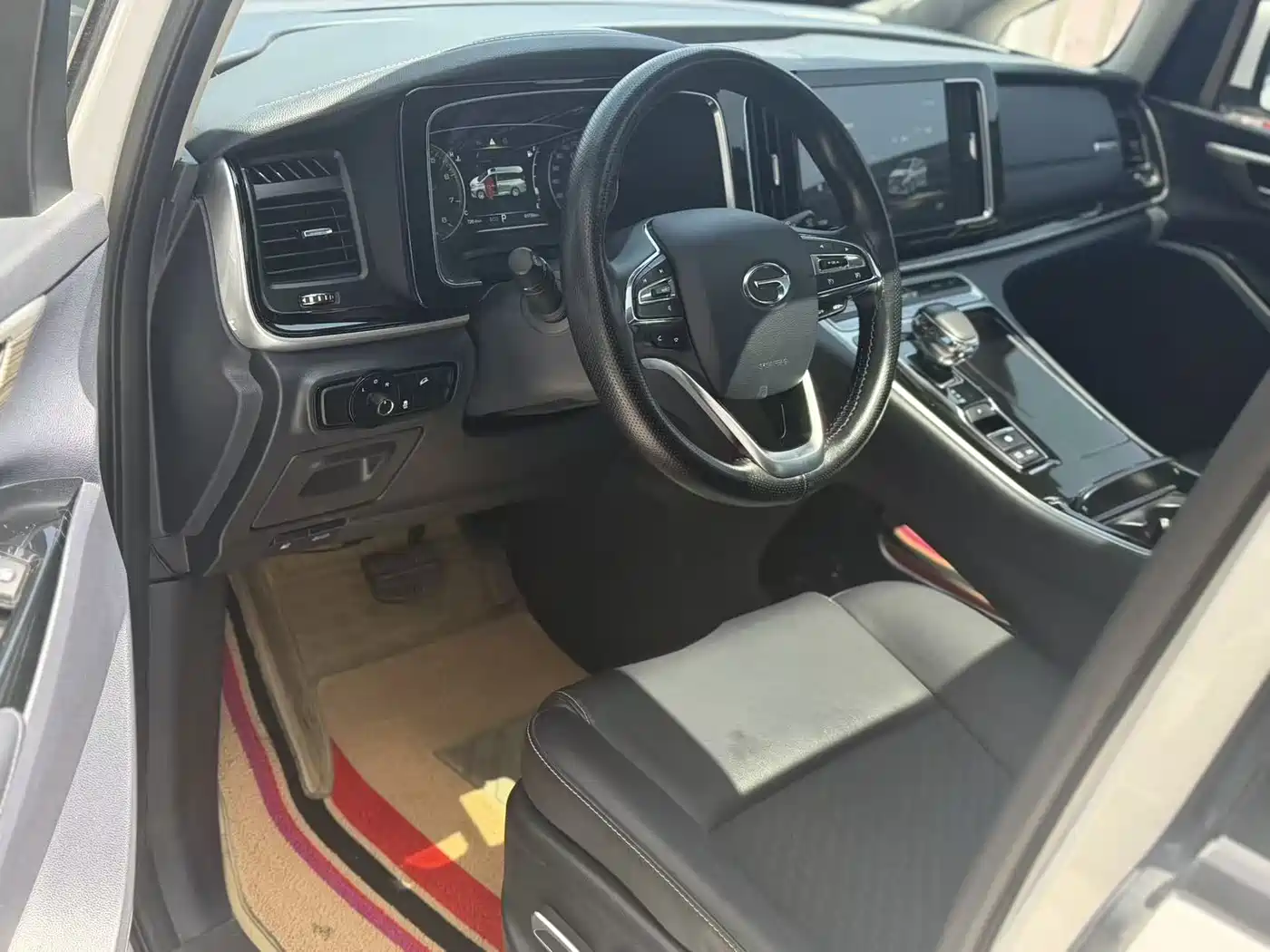 GAC Trumpchi Trumpchi M8 2024 Leadershow Series 390T Luxury Edition фото 6