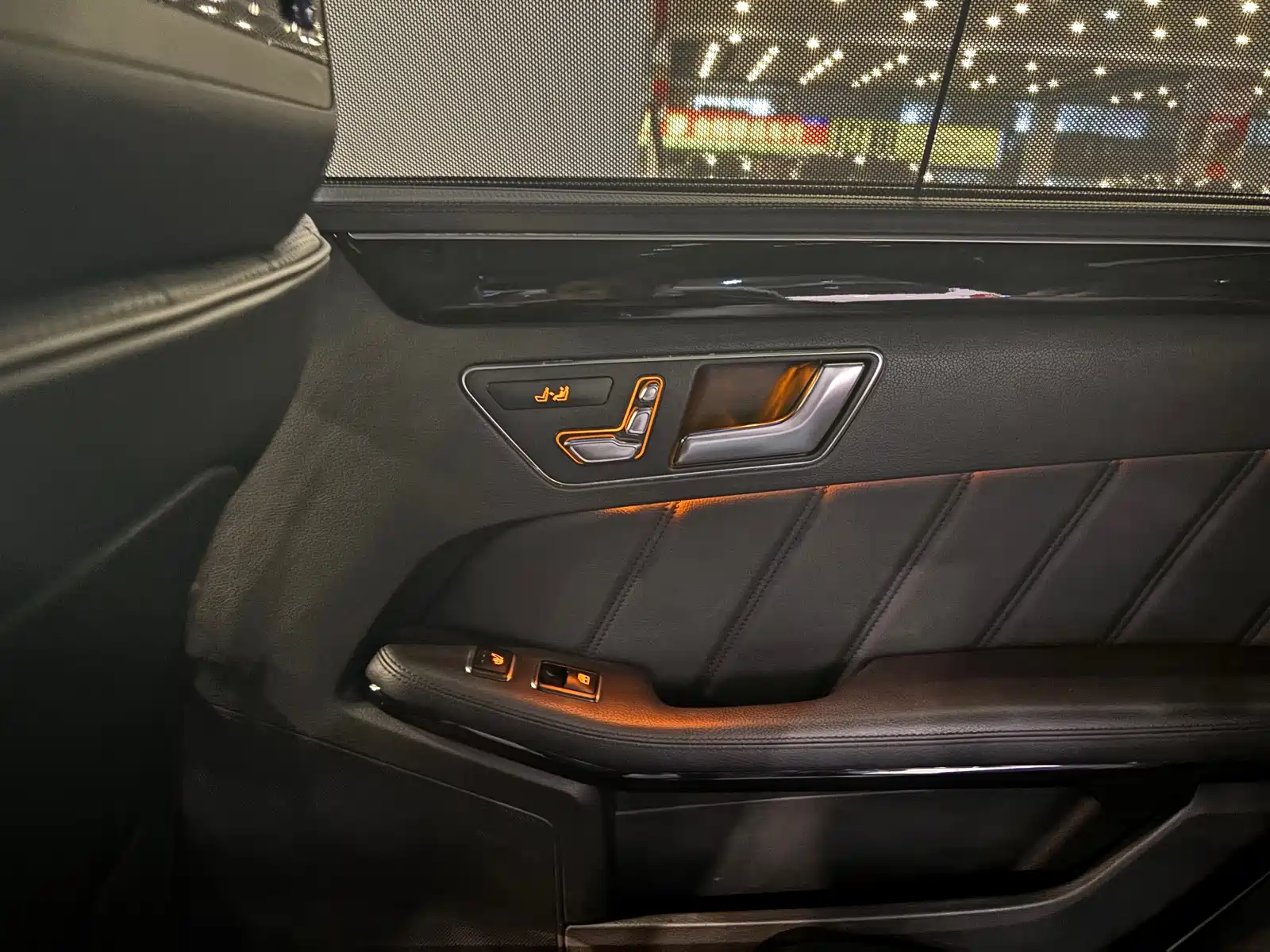 Фото 7 - Mercedes-Benz E-Class