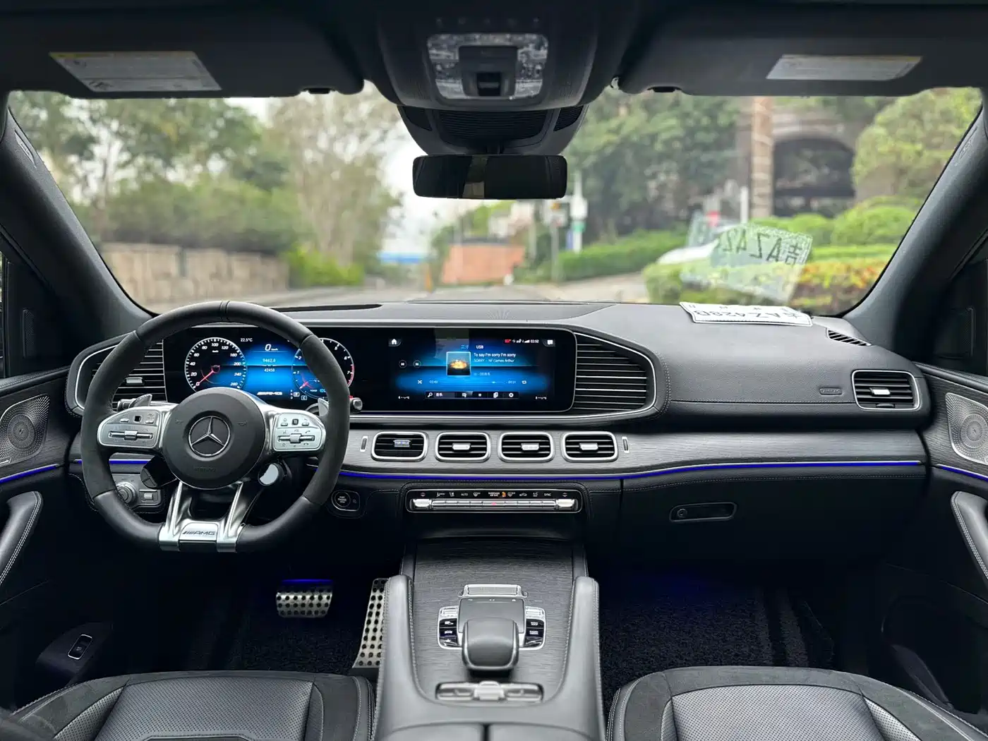 MERCEDES-BENZ GLE AMG