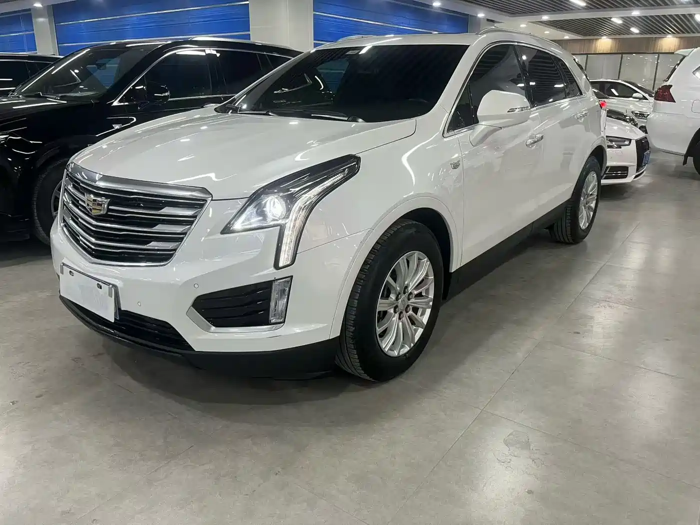 Cadillac XT5 2018 28E AWD Technology Model