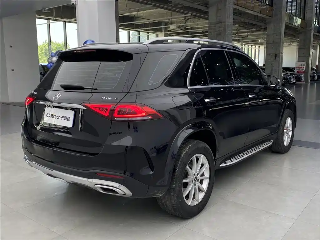 Mercedes-Benz GLE 2021 GLE 350 4MATIC Fashion фото 4
