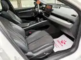 Фото 6 - Geely Preface