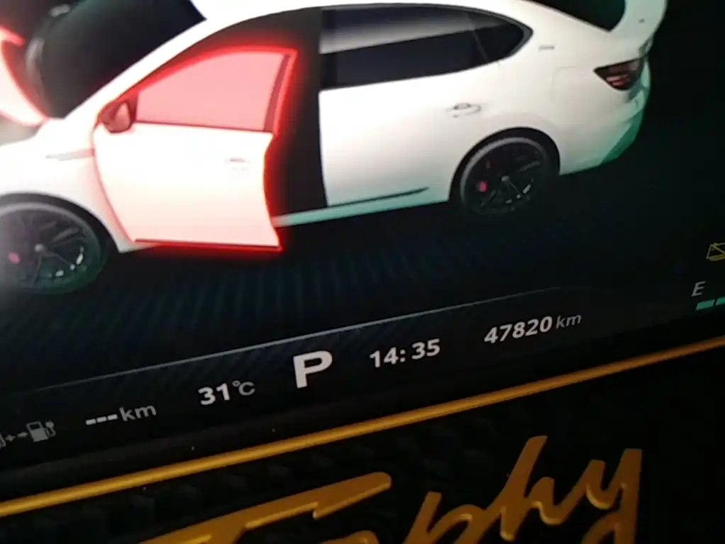 MG 6 New Energy 2020 2020 1.5T Hybrid Trophy Smart Driving Flagship