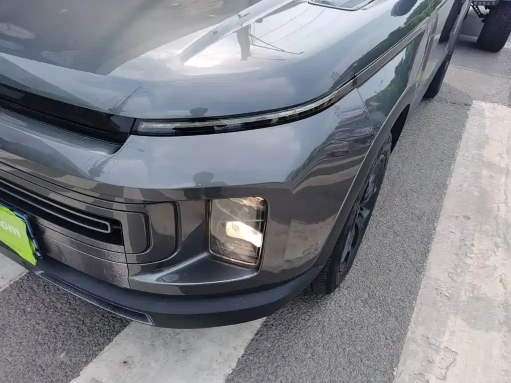 Фото 24 - Geely ICON
