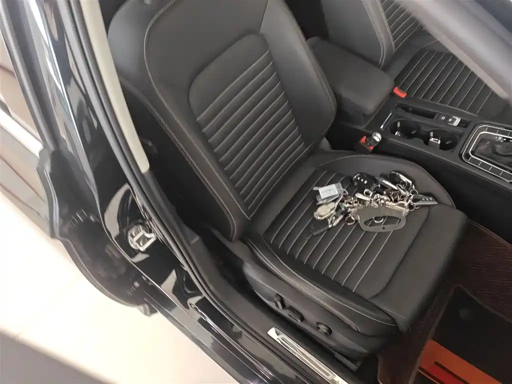 Volkswagen Magotan 2020 280TSI DSG Comfort фото 25