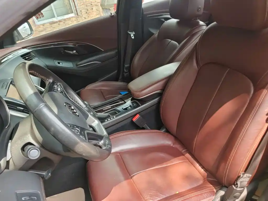 Фото 15 - Buick LaCrosse