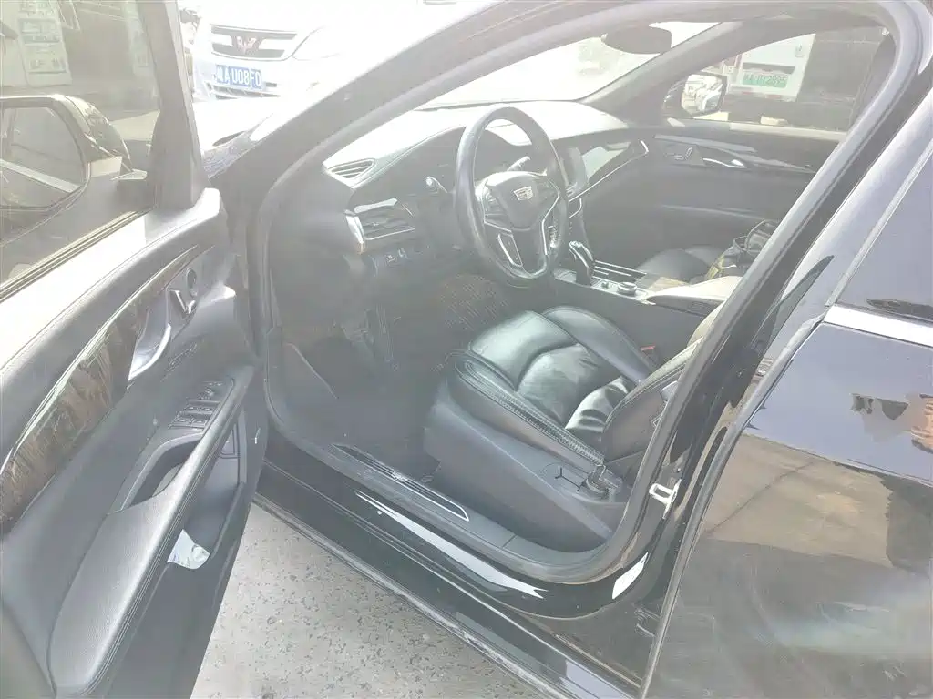 Cadillac CT6 2022 28T Luxury фото 12