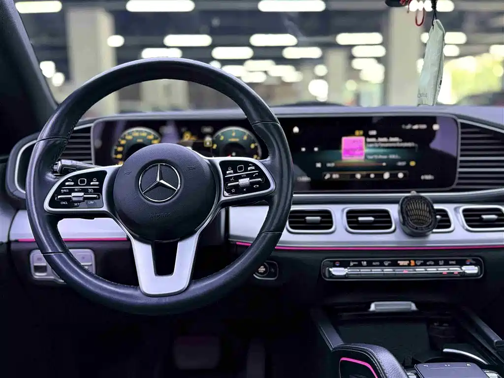 Mercedes-Benz GLE 2020 GLE 350 4MATIC Luxury фото 12