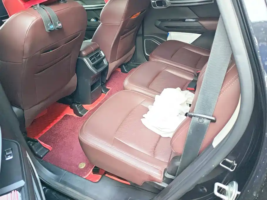 Geely Okavango 2023 2022 1.8TD DCT Luxury 7-Seater