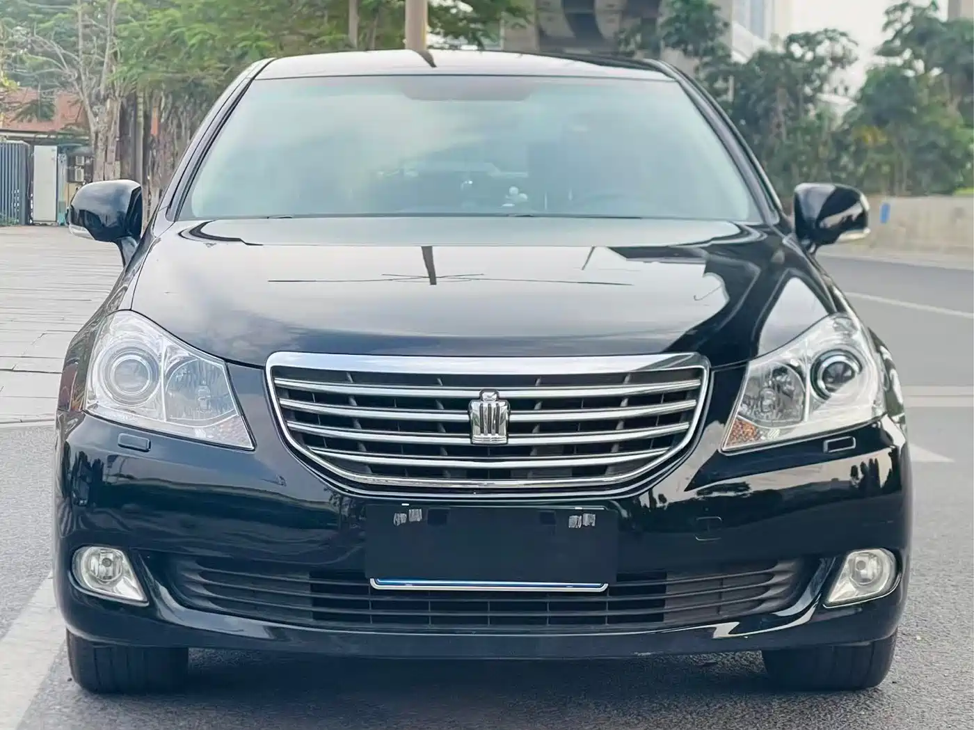 Toyota Crown 2010 2.5L Royal фото 3