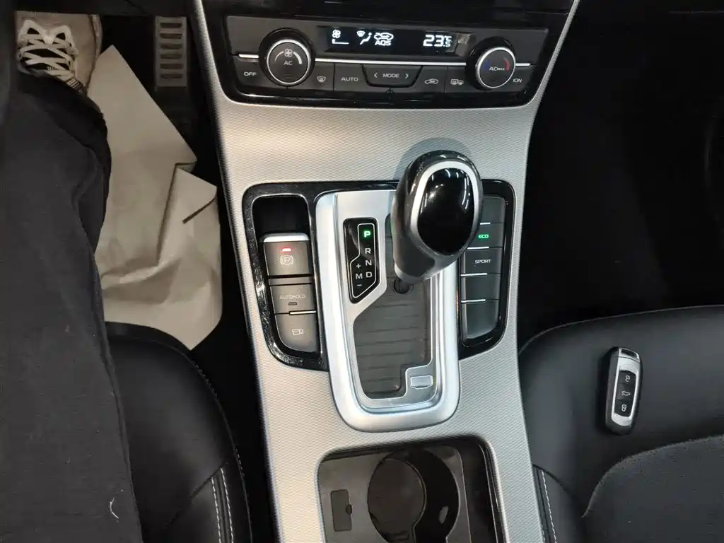 Geely Emgrand GS 2019 2018 Sport Edition 1.8L Automatic Leading Style