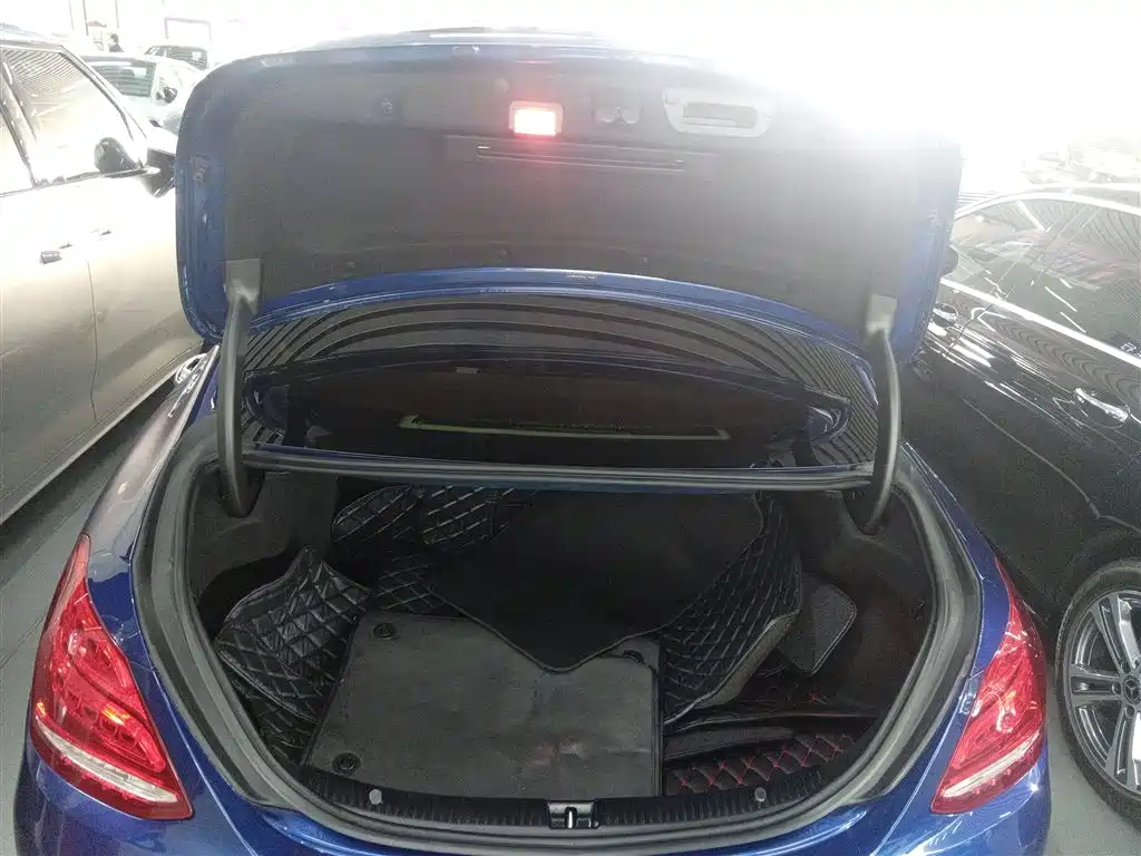 Mercedes-Benz C-Class 2017 C 200 L Sport фото 15