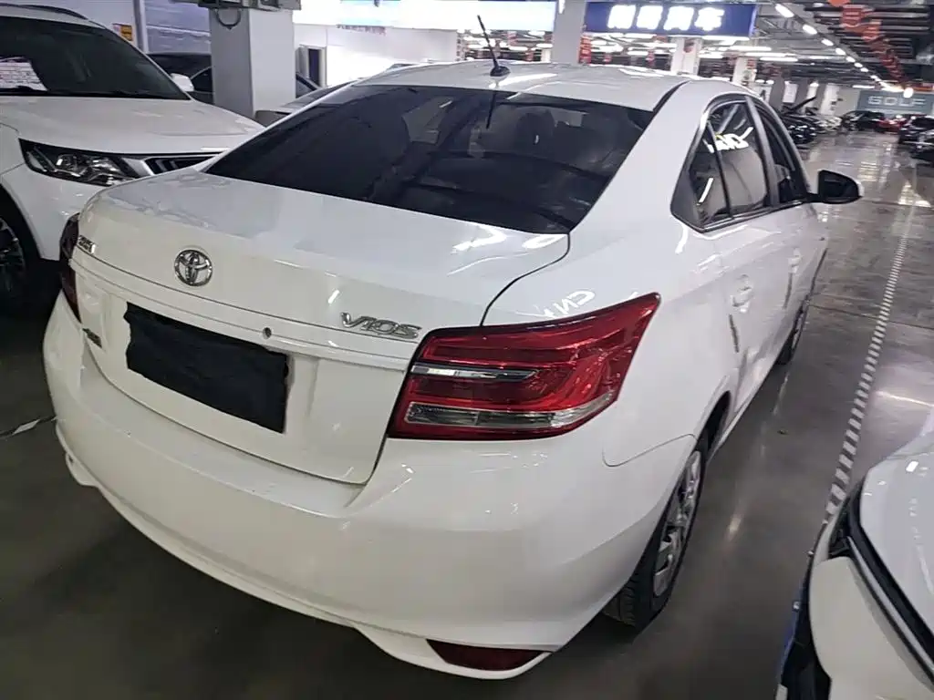 Toyota Vios 2017 1.5L CVT Pioneer фото 7