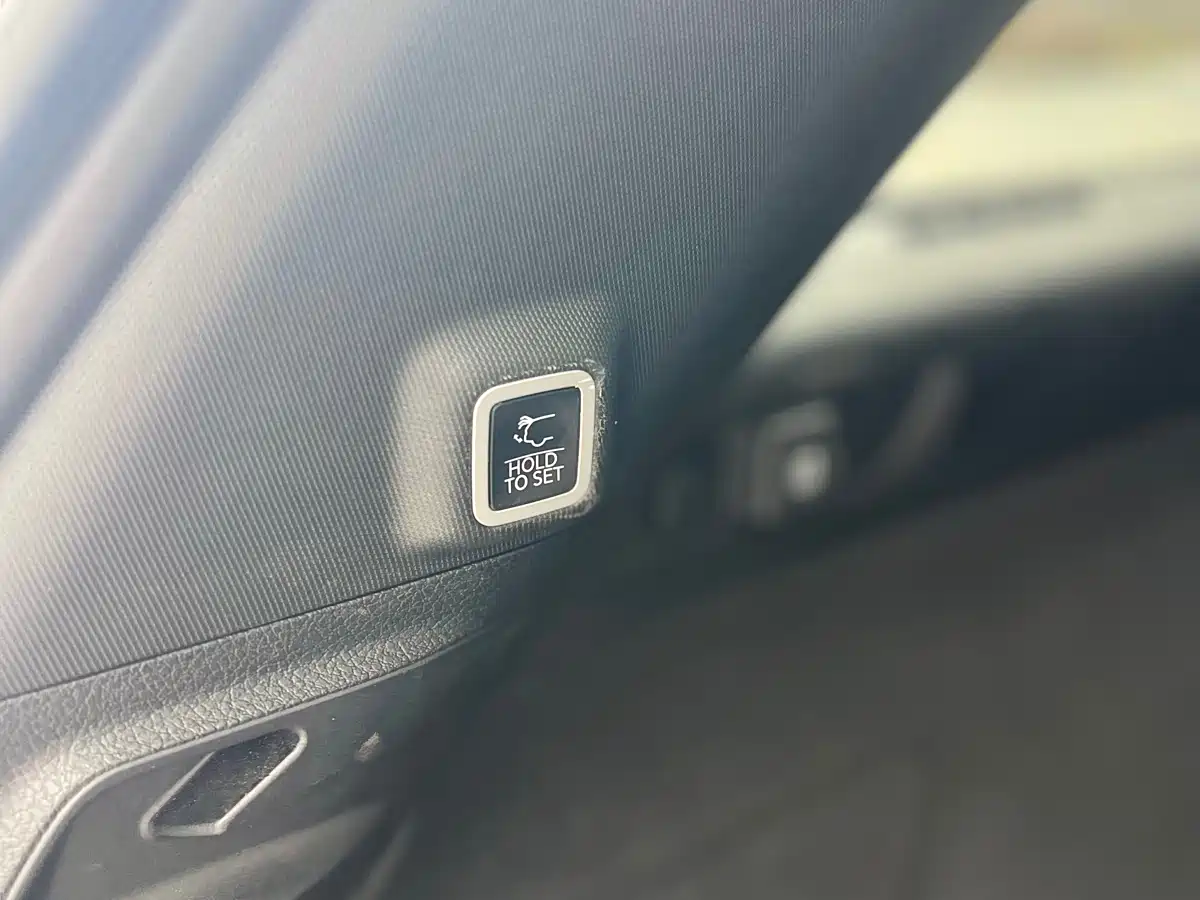 JEEP GRAND CHEROKEE 4XE