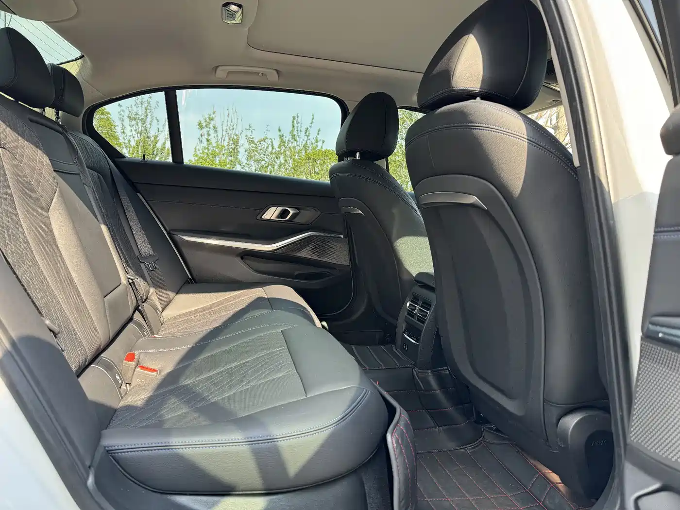BMW i3 2023 2022 eDrive 35 L