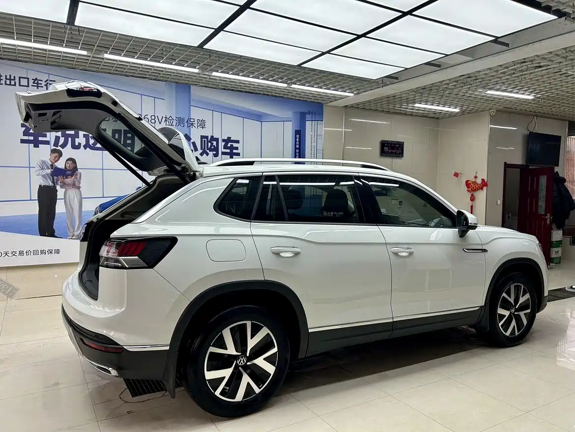 Volkswagen Tayron 2023 280TSI 2WD Luxury Plus Advanced Edition фото 8