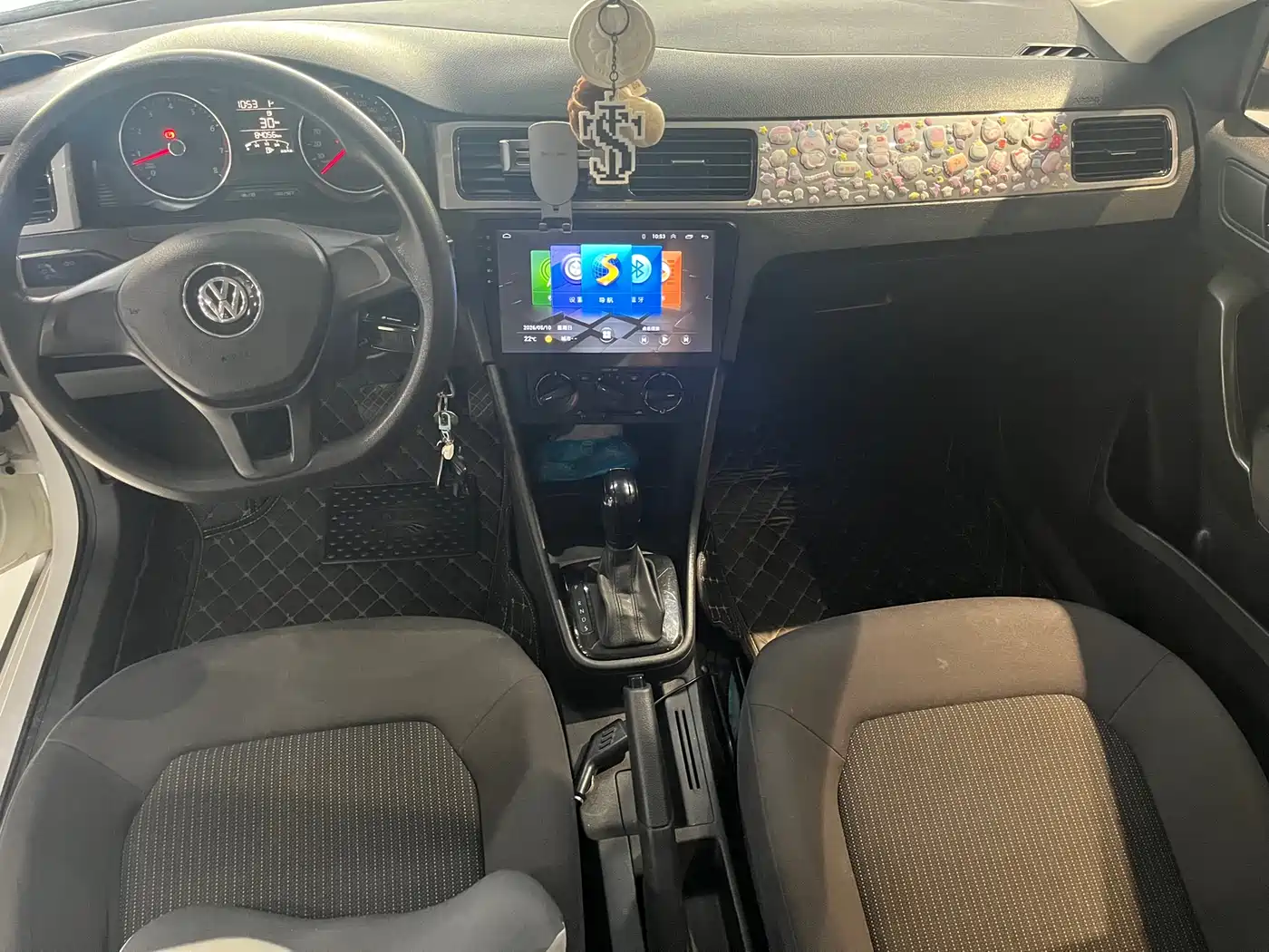 Volkswagen Santana 2016 Cross 1.6L Automatic Trend фото 12