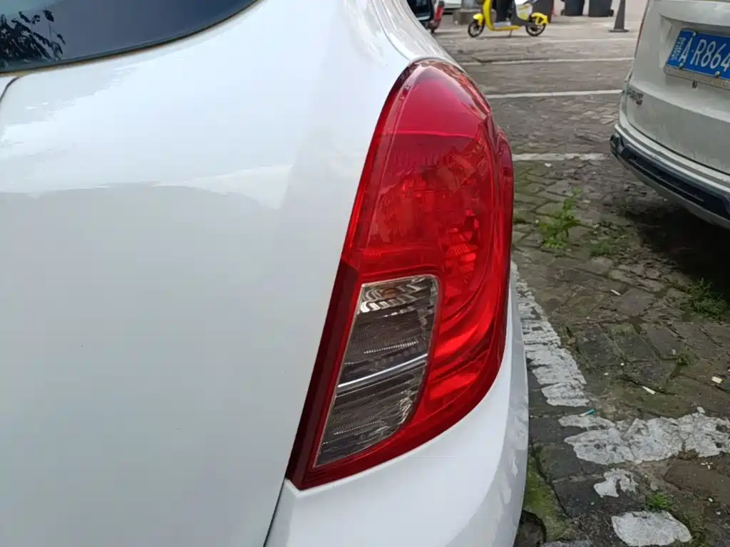 Фото 8 - Buick Encore