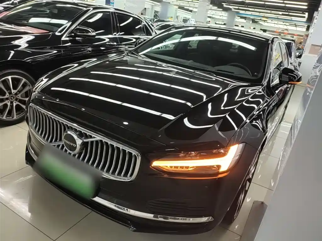 Volvo S90 Plug-in Hybrid 2024 PHEV AWD Long Range Excellence Luxury Edition