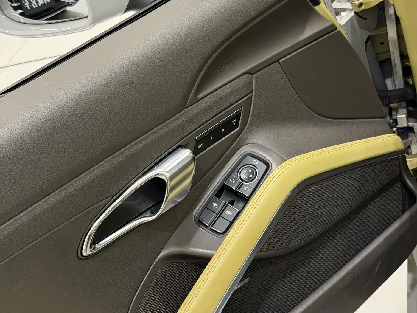 Porsche Boxster 2013 Boxster 2.7L фото 9