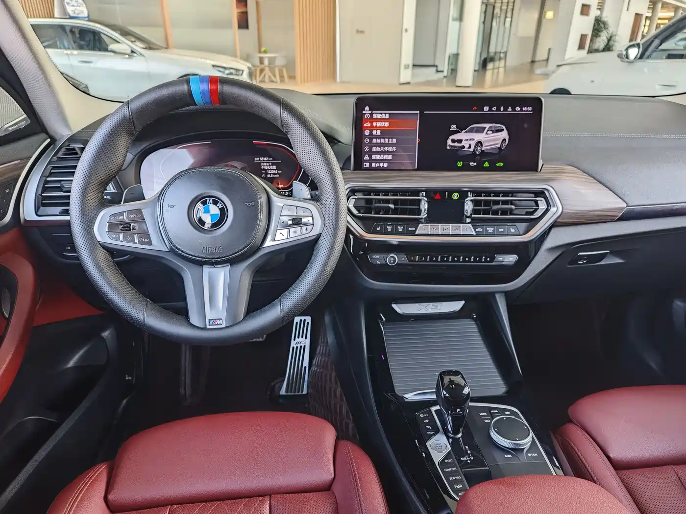 BMW X3 2022 Model Second Facelift xDrive30i Leading M Night Package фото 10