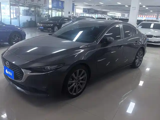 Mazda 3 Axela 2020