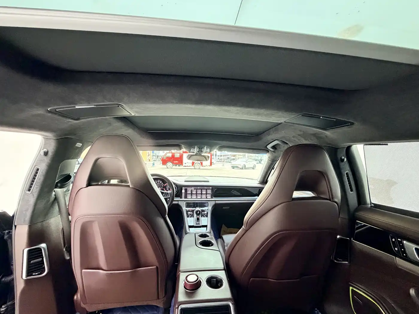 Porsche Panamera 2019 Panamera 4 Executive Long Wheelbase 2.9T фото 6