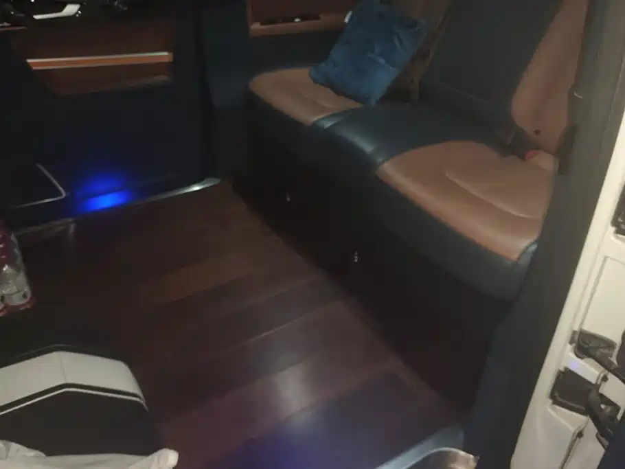 LEVC TX 2022 2022 TX5 Extended Range Urban Lounge Edition