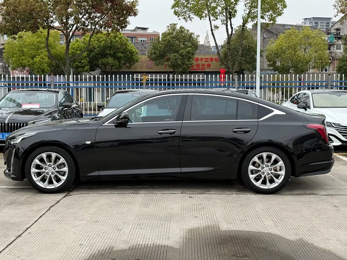 CADILLAC CT5