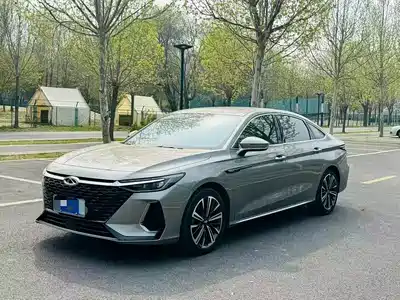 Chery Arrizo 8