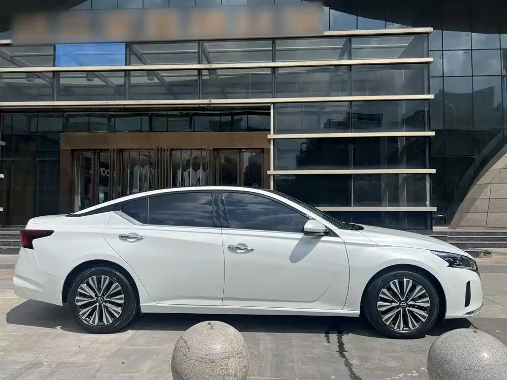 Photo 20 - Nissan Teana
