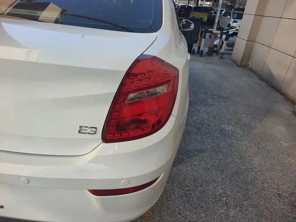 Cowin Kaiyi E3 2018 2018 1.5L Manual Premium
