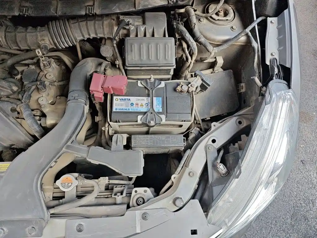 Nissan Livina 2015 2015 1.6XE Manual Comfort Edition