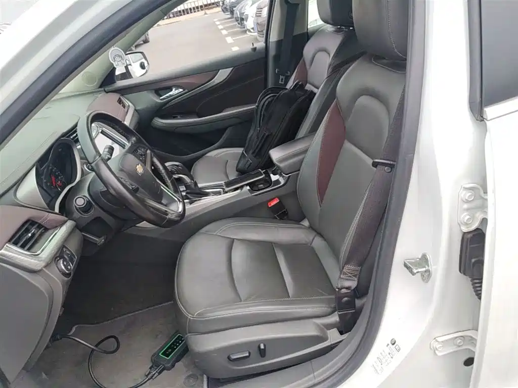 Chevrolet Malibu 2018 530T Automatic Luxury Edition фото 15