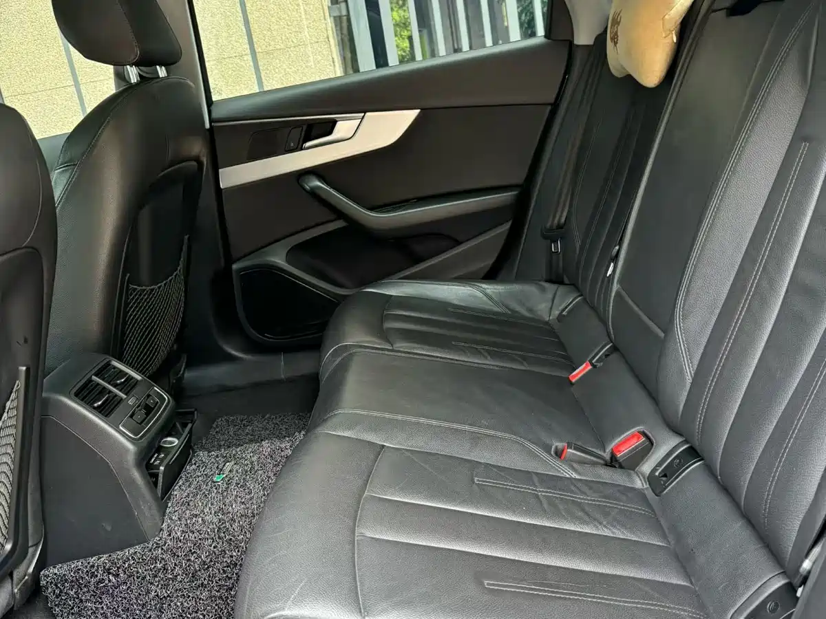 Audi A4L 2019 40 TFSI Sport (China VI) фото 12