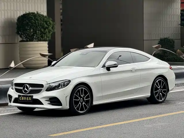 MERCEDES-BENZ C CLASS