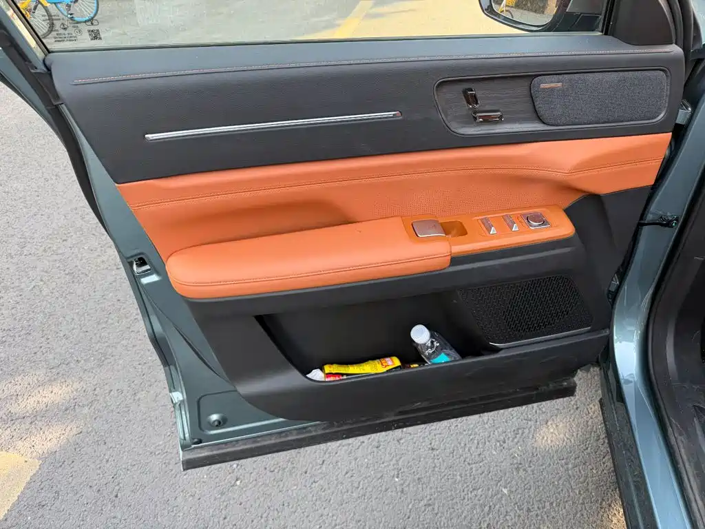 Jetour Shanhai L7 PLUS 2026 2025 Base Model 7-Seater