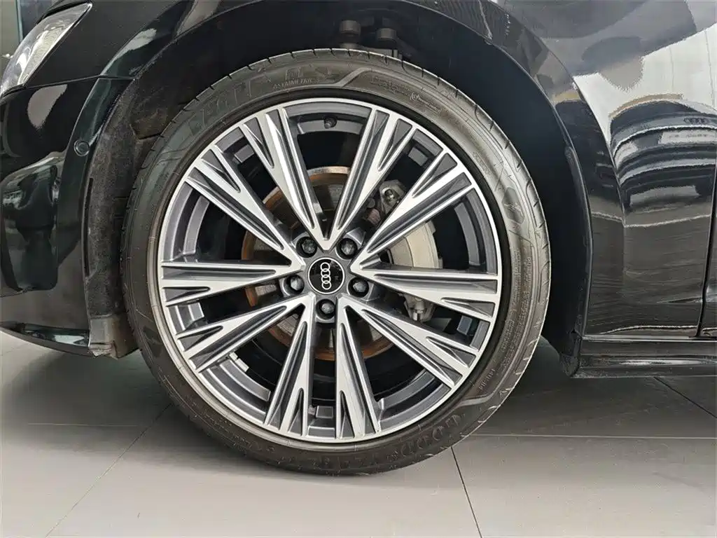 Audi A6L 2024 45 TFSI quattro Premium Dynamic фото 18
