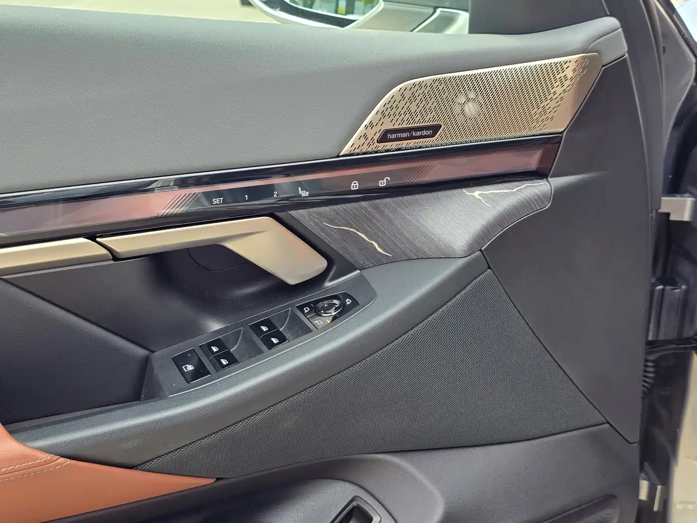 BMW i5 2024 2024 eDrive 35L Premium Model M Sport Package