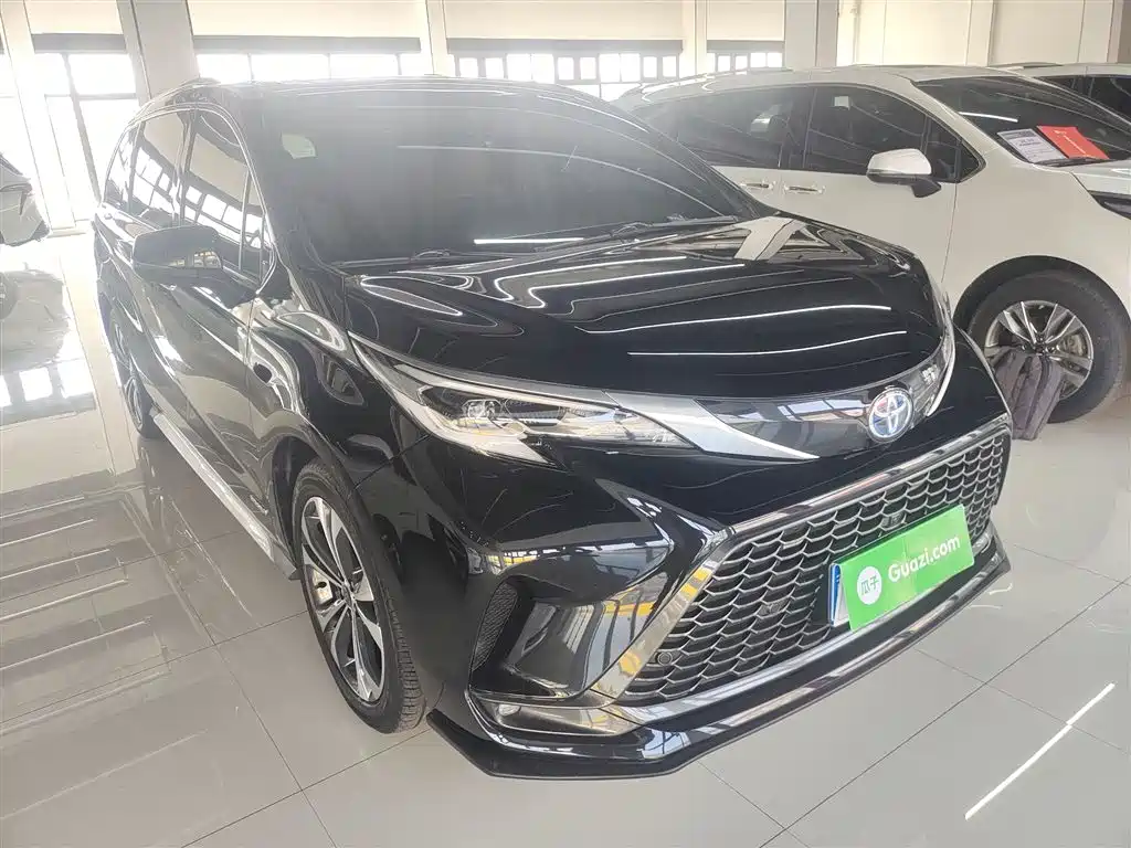 Toyota Granvia 2023 2.5L Hybrid Prestige PLUS Edition фото 4