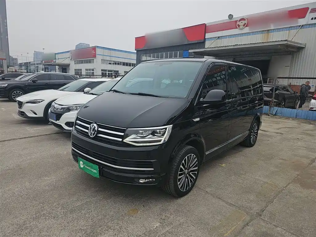 Volkswagen Multivan 2019 2.0TSI 4WD Premium 7-seater фото 2