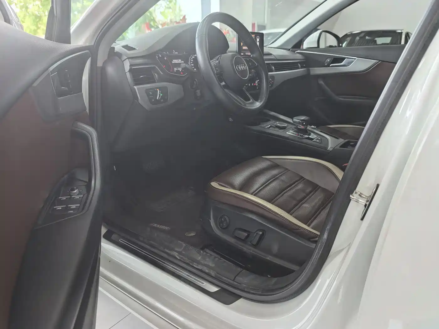 Audi A4L 2019 40 TFSI Progressive (China V) фото 11