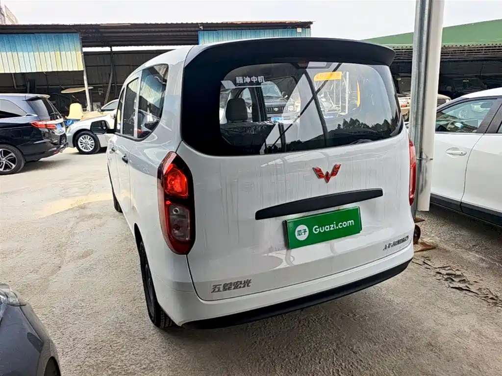 Фото 5 - Wuling Motors Wuling Hongguang New Energy