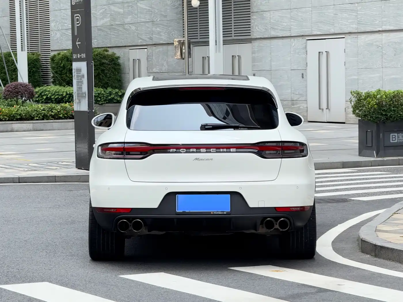 Porsche Macan 2021 Macan 2.0T фото 18