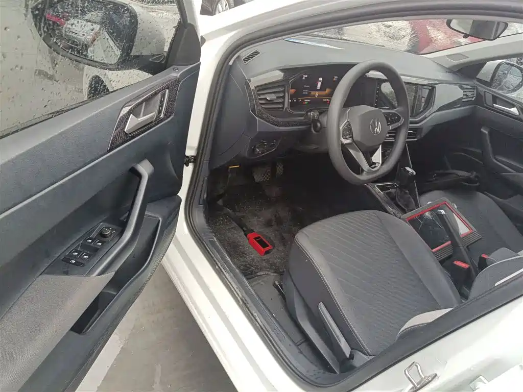 Volkswagen Lavida 2023 Xinrui 1.5L Auto Xinyi Edition фото 12