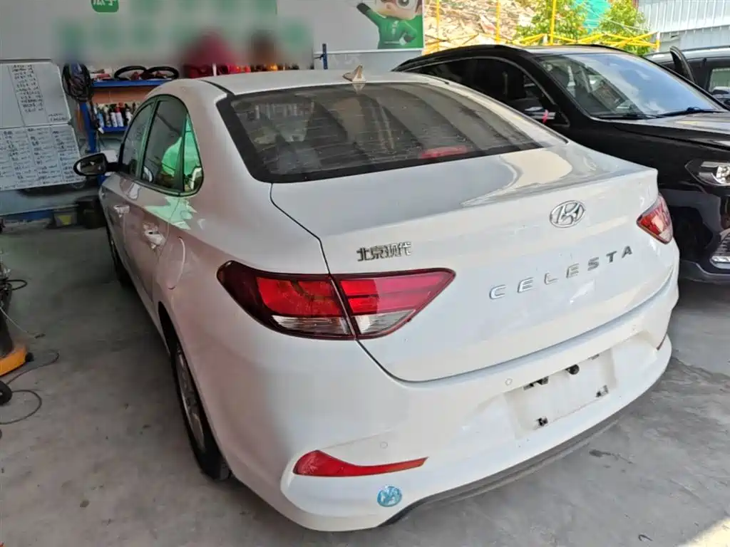 Hyundai Elantra 2018 1.6L Automatic Pleasing Edition GL China VI фото 5