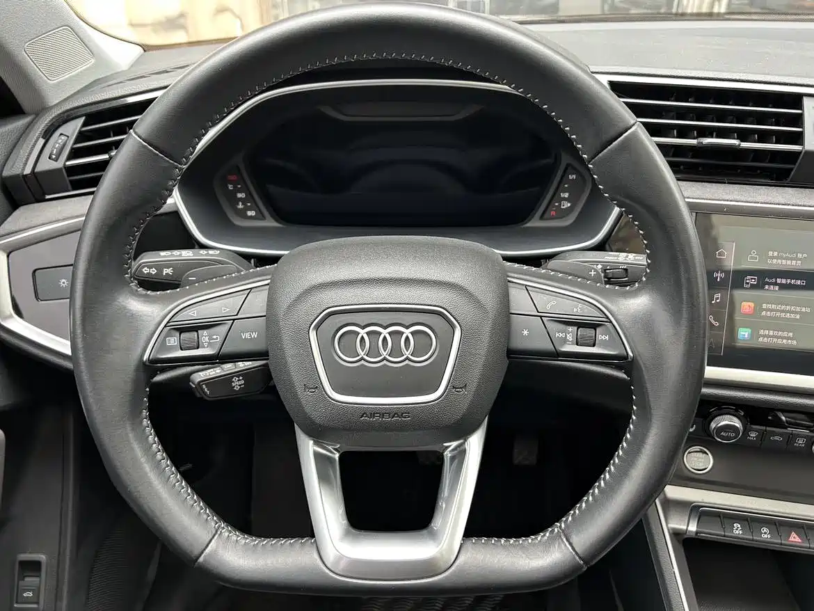 Audi Q3 2022 35 TFSI Fashion Dynamic фото 16