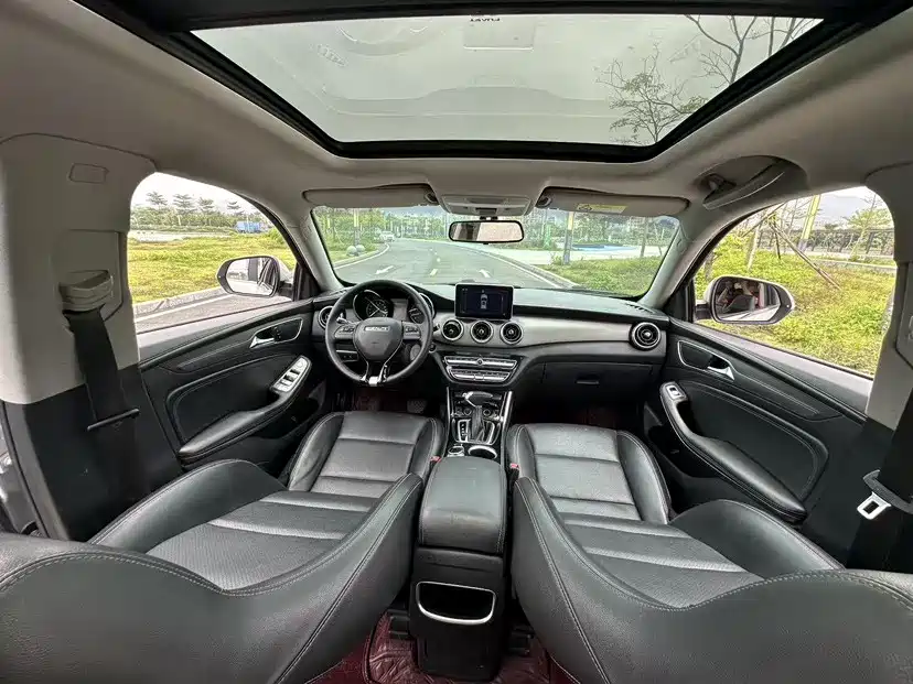 Junma MEET 3 (Meitu 3) 2018 2018 1.5T CVT Comfort Edition