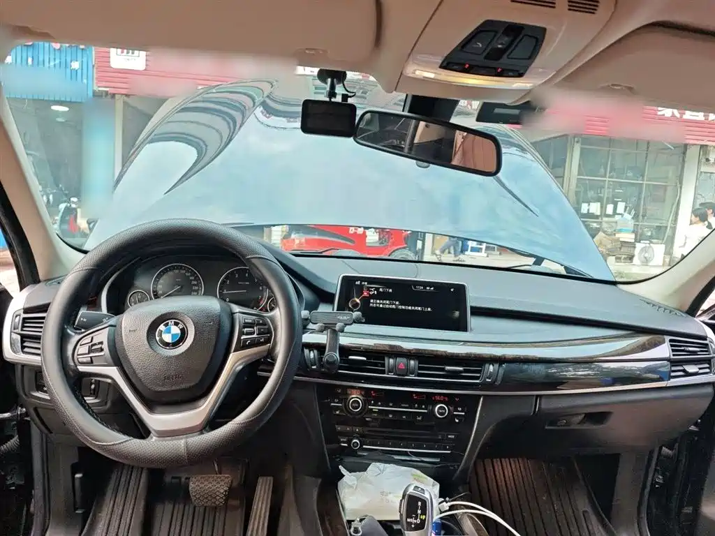 BMW X5 (Import) 2015 xDrive28i фото 10