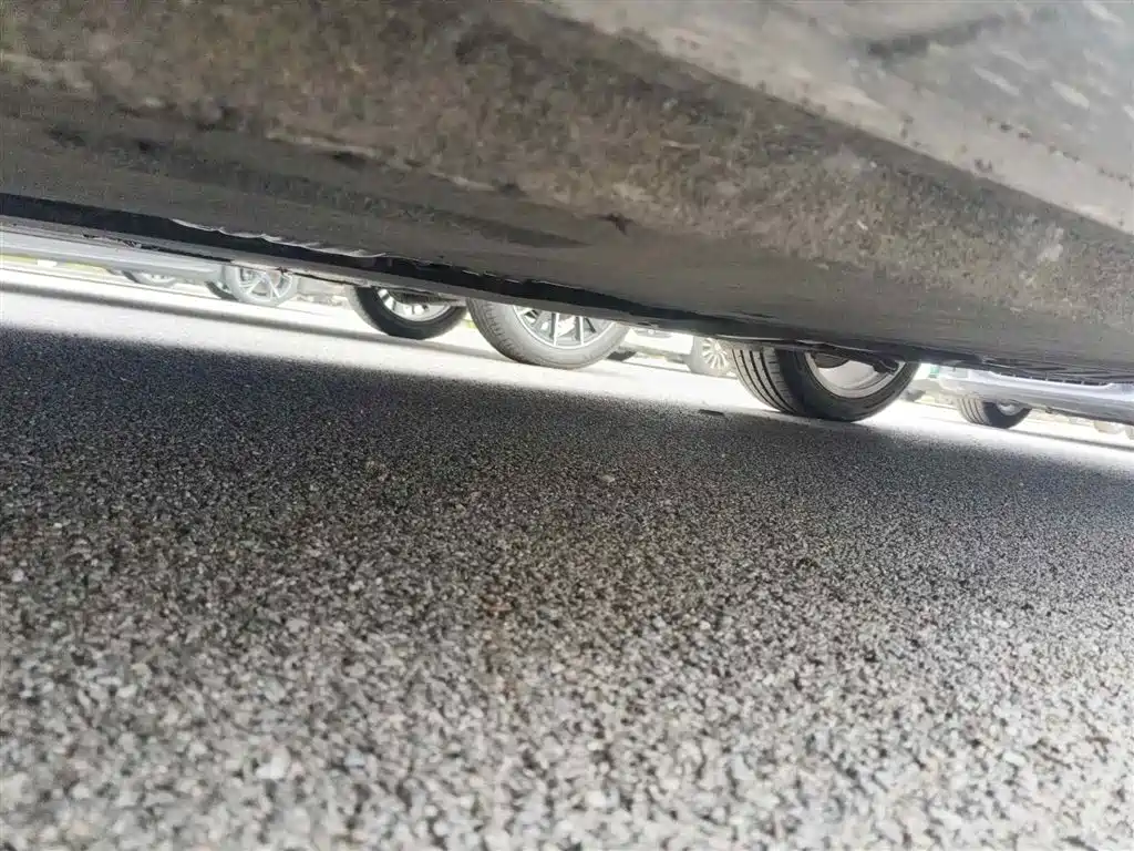 Фото 7 - Audi A6L